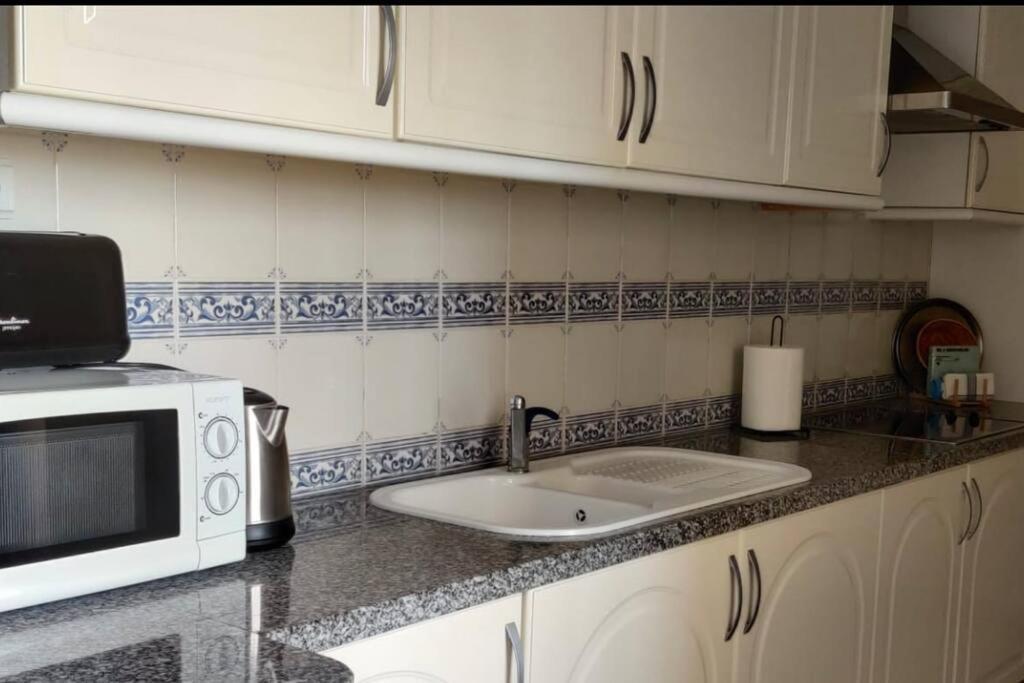 Clube Praia Mar Portimao - Apartamento A 200 Mts Da Praia Exteriör bild